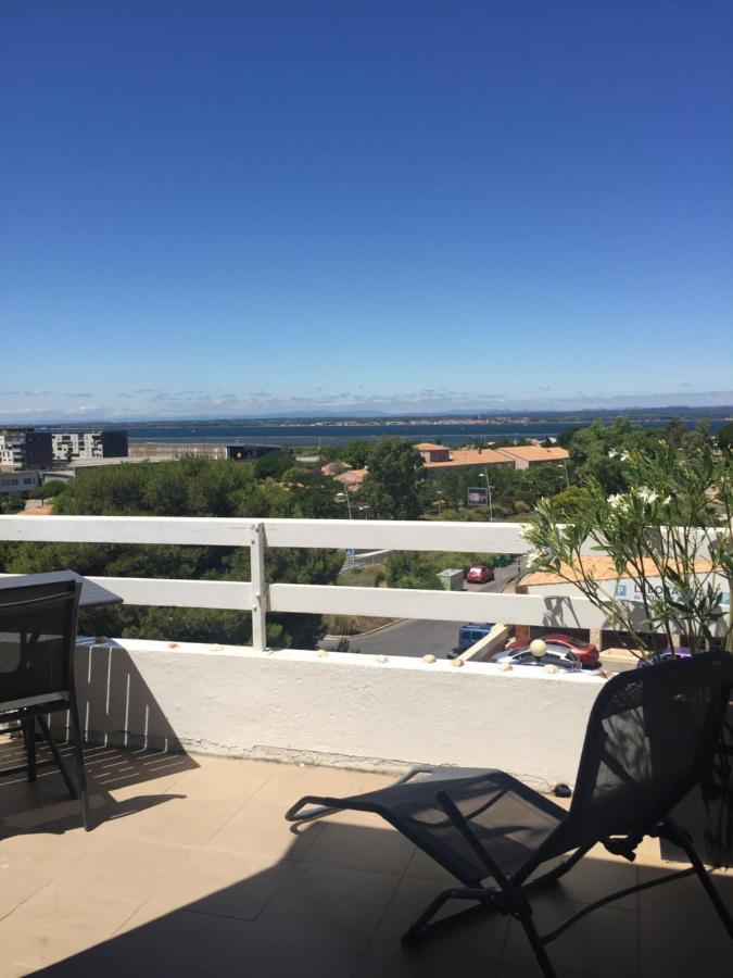 Face A La Mer Avec Piscine A Sete Bagian luar foto