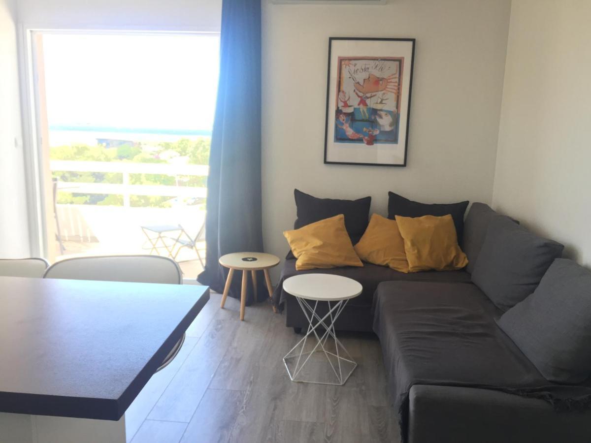 Face A La Mer Avec Piscine A Sete Bagian luar foto